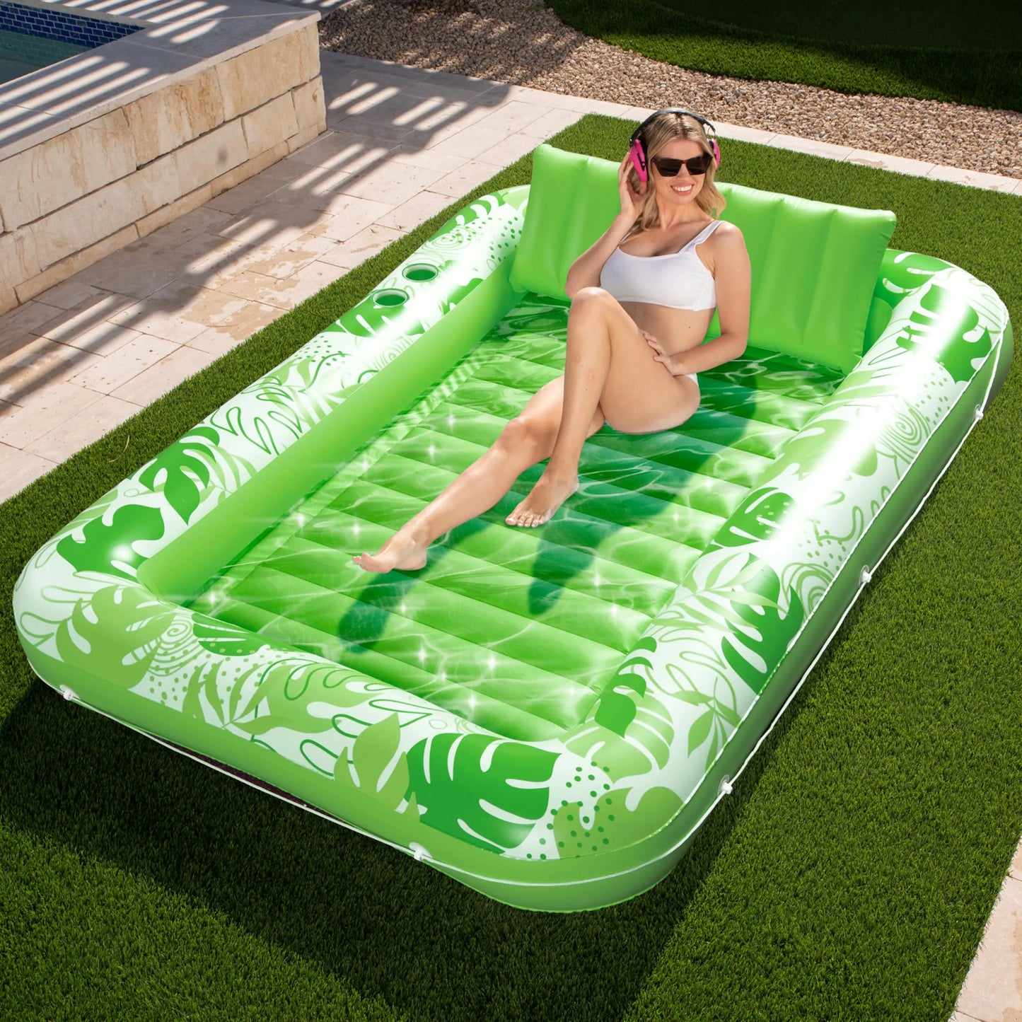 Sloosh Inflatable Tanning Pool